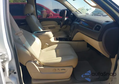 2012 GMC Yukon Xl 1500 Denali z USA, uszkodzony, nr VIN 1GKS1MEF5CR161510